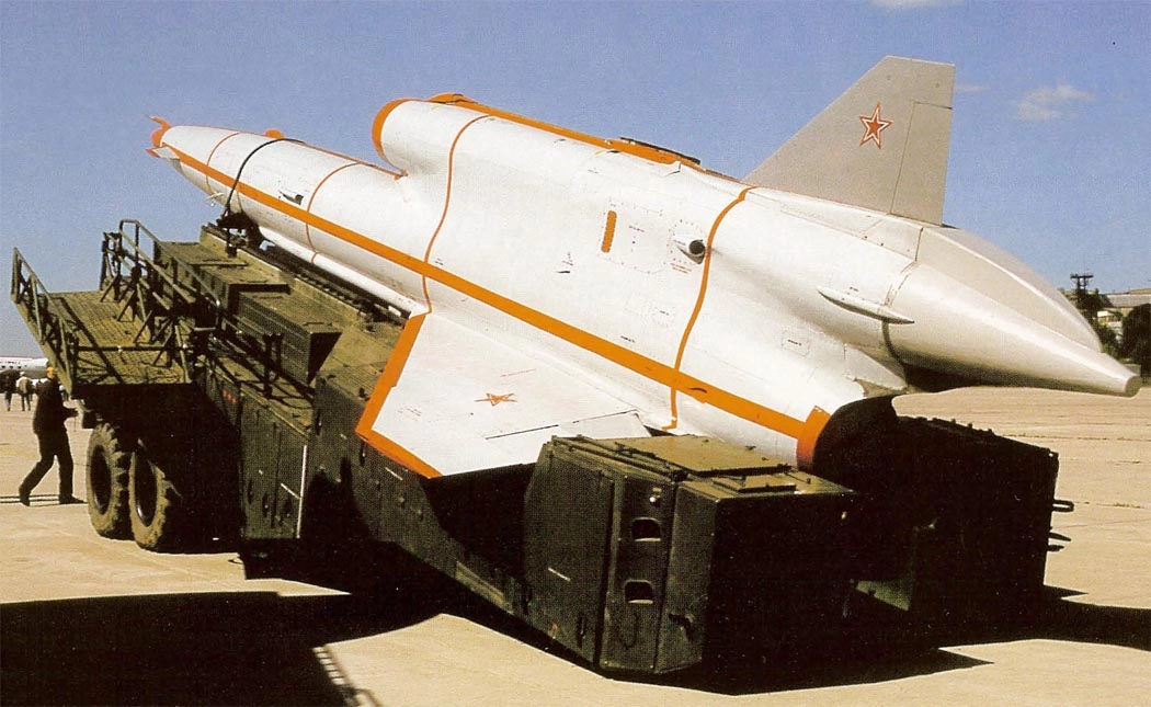 Взорвавшийся под Тулой беспилотник Ту-141 «Стриж» принадлежал ВСУ - tvspb.ru