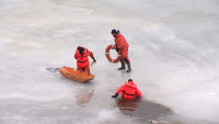 Петербуржцам показали, как спасатели ликвидируют последствия весеннего разлива
