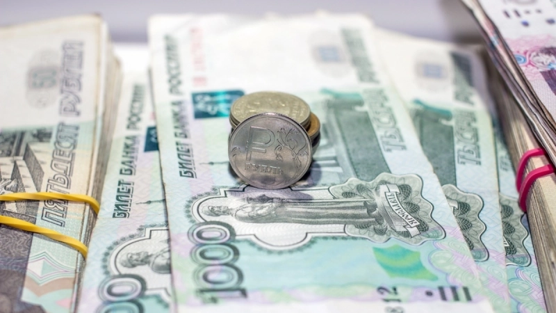 33 рубля за доллар: Рубль стал самой недооцененной валютой стран G20 - tvspb.ru