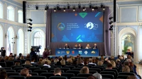 Эволюция знаний: тысячи педагогов обсудили будущее образования на форуме в Петербурге