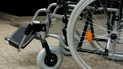 Петербургские застройщики будут адаптировать квартиры для инвалидов-колясочников