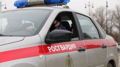 Росгвардейцы нашли пропавшего без вести петербуржца на Бухарестской улице