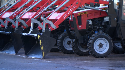 Петроградский район к лету планирует полностью перейти на новую систему уборки дворов