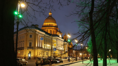 Петербургским НКО возместят средства на помощь мигрантам адаптироваться к жизни в России