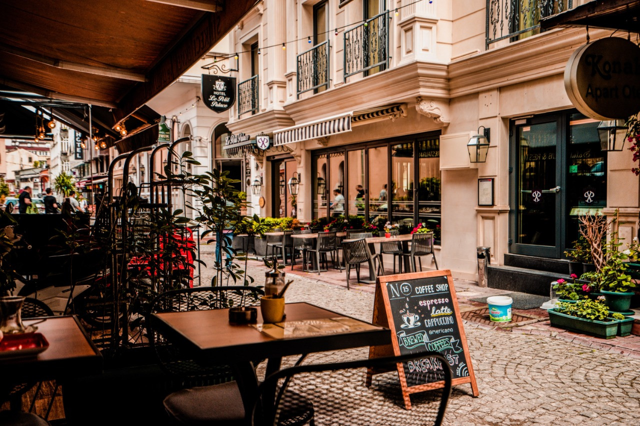 Уличное кафе в Берлине