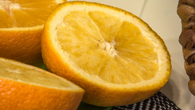 Врачи развеяли три популярных мифа о витамине С