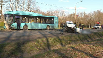 Стало известно о состоянии пострадавших в ДТП с рейсовым автобусом в Петергофе