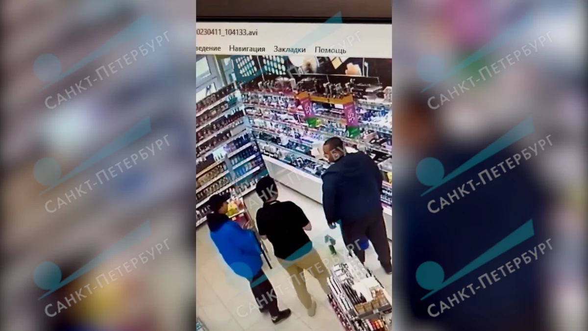 Подростки попытались ограбить салон маникюра, угрожая игрушечным пистолетом - tvspb.ru