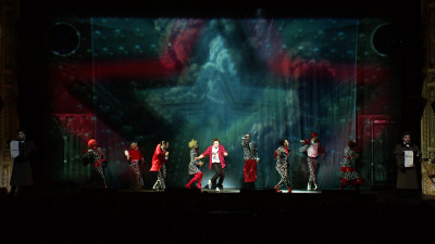 На петербургской премьере «Я ненавижу Гамлета» ответили «быть или не быть»