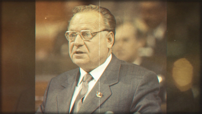 В Мариинском дворце открылась выставка к 100-летию Льва Зайкова