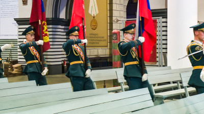 В Петербург прибыло Знамя Победы