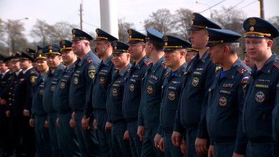 В Петербурге увековечили память погибшего главы МЧС Героя России Евгения Зиничева