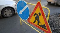 На улице Коллонтай ограничат движение на неделю в связи с дорожными работами