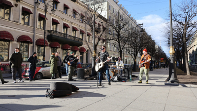 В Петербурге утвердили новые правила для уличных музыкантов