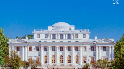 Петербуржцев приглашают в музеи и выставочные залы Елагина острова