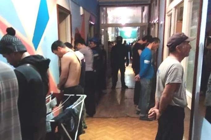 В Петербурге выявили более 40 граждан с нарушениями миграционного законодательства - tvspb.ru