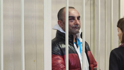 Стрелявшего в сотрудника ОМОН в Петербурге мужчину обвинили в подготовке теракта