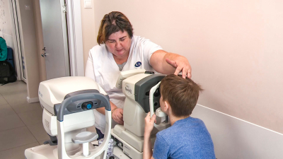 В Петербурге будут бесплатно обследовать детей с генетическими заболеваниями сетчатки глаза