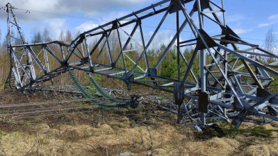 «Диверсия» и «незаконный оборот взрывных устройств»: сразу два уголовных дела завели по делу о взрыве на ЛЭП