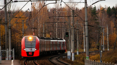 Движение поездов на перегоне Симферополь – Севастополь остановлено – что произошло
