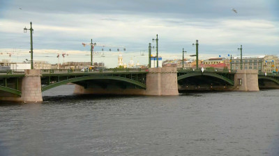 Скорость разводки Биржевого моста увеличилась в два раза