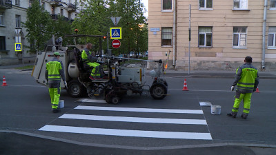 В Петербурге в этом году нарисуют 65 пешеходных «зебр»