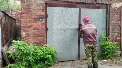 В Петербурге от незаконных складов освободили 40 городских помещений