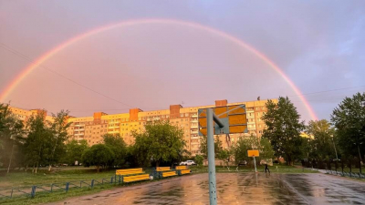 Небо над Петербургом украсила двойная радуга