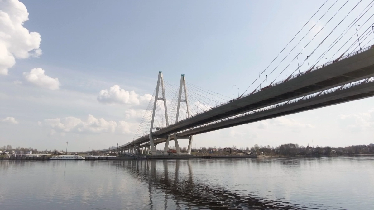 На вантовом мосту с середины марта перекроют две полосы КАД - tvspb.ru