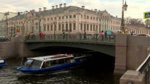 Зелёный мост — первая чугунная переправа Петербурга