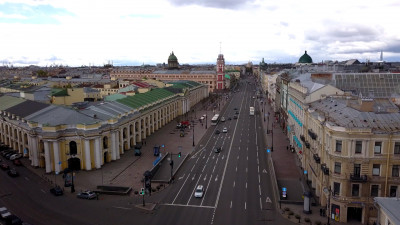 Не только в центре: петербуржцам рассказали, где перекроют движение на майских праздниках