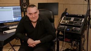 «Когда за твоей спиной громада звука»: Алексей Горшенёв о концерте с симфоническим оркестром и сериале «Король и Шут»