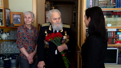В Центральном районе Петербурга ветеранов поздравили с Днем Победы