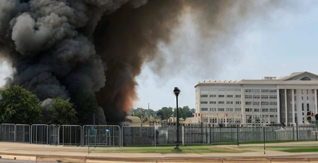 Фото взрыва у Пентагона сгенерировала нейросеть - tvspb.ru