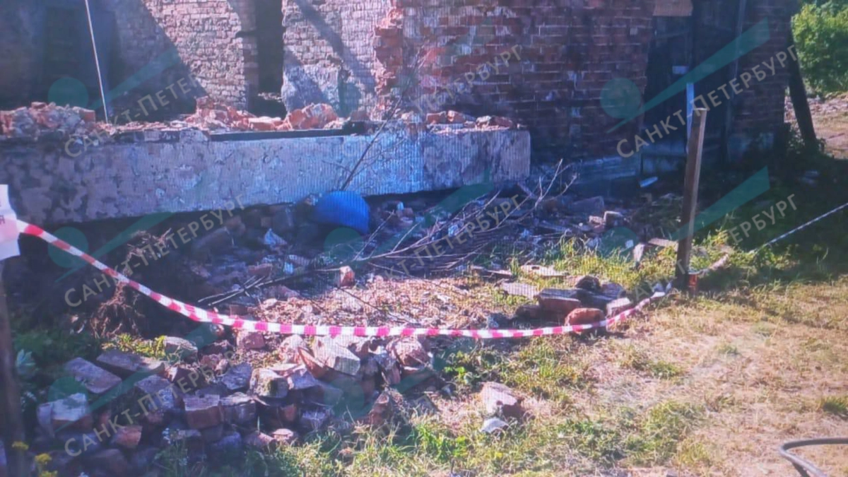 Мужчину придавило кирпичной стеной в Сосновом Бору - tvspb.ru