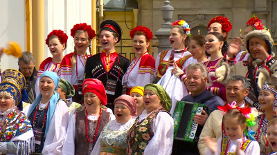 В Петербурге открылся  фестиваль народной песни «Добровидение»