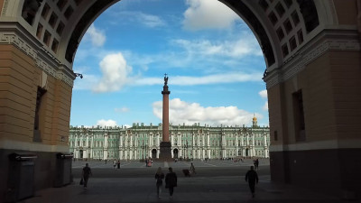 В Петербурге сохранится тепло бок о бок с дождями