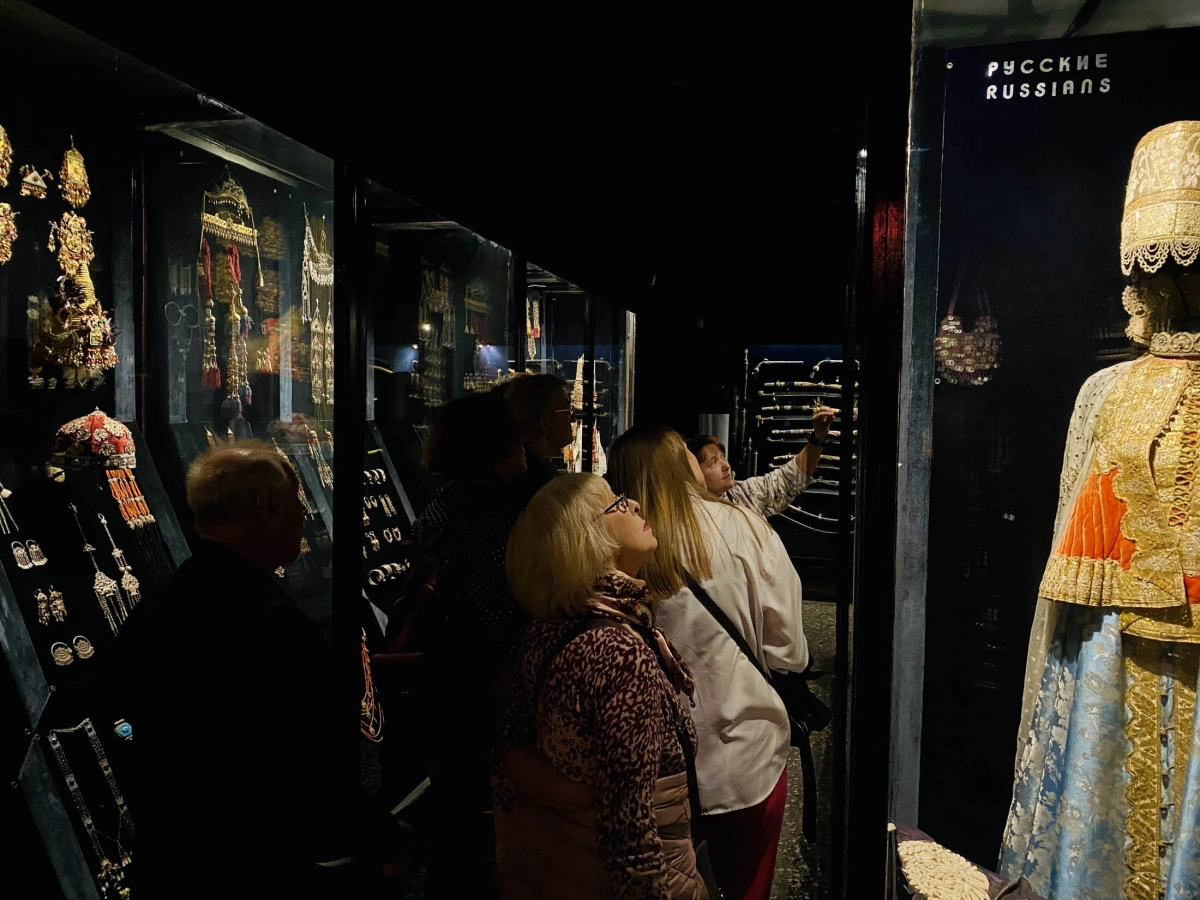 Российский этнографический музей запустит вечерние экскурсии в период белых ночей - tvspb.ru