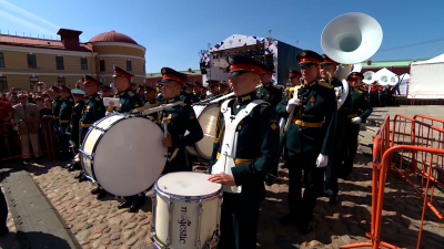 В Петропавловской крепости прошел фестиваль духовых оркестров