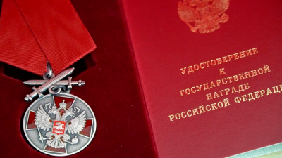 В Петербурге бойцам Росгвардии и военнослужащим вручили награды за подвиги в зоне СВО