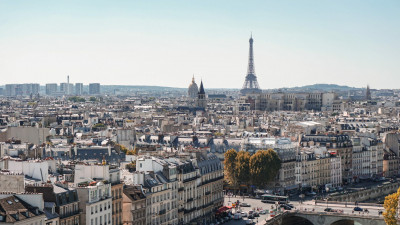 В Париже прогремел мощный взрыв, частично разрушено здание