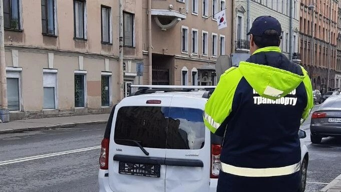 В зоне платной парковки Петербурга поймали 606 лжеинвалидов на местах для инвалидов - tvspb.ru