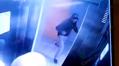 Петарда взорвалась в одном из жилых домов в Мурино