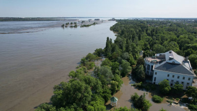 В Херсонской области началась эвакуация жителей из-за подтопления