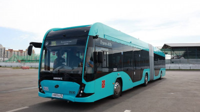 На петербургских улицах запустили электробус «Орион»
