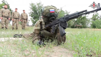 МО РФ показало работу военной полиции по обеспечению правопорядка в новых регионах