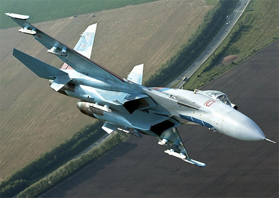 Российский Су-27 поднимался в воздух из-за американских бомбардировщиков над Балтикой - tvspb.ru