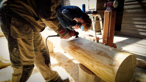 Мастера пилы и рубанка: конкурс на звание лучшего плотника России имени Петра Великого