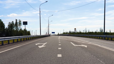 В Петербурге на Пулковском шоссе установили 923 диодных светильника