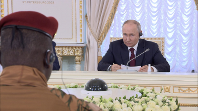 Владимир Путин провел встречу с Ибрагимом Траоре в Константиновском дворце